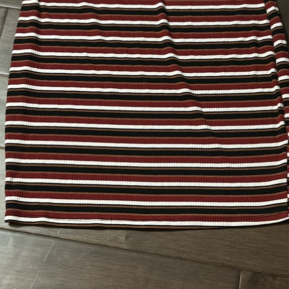 Garage long sleeve dress size XL, button c-neck, stripes black brown white red - Picture 3 of 8